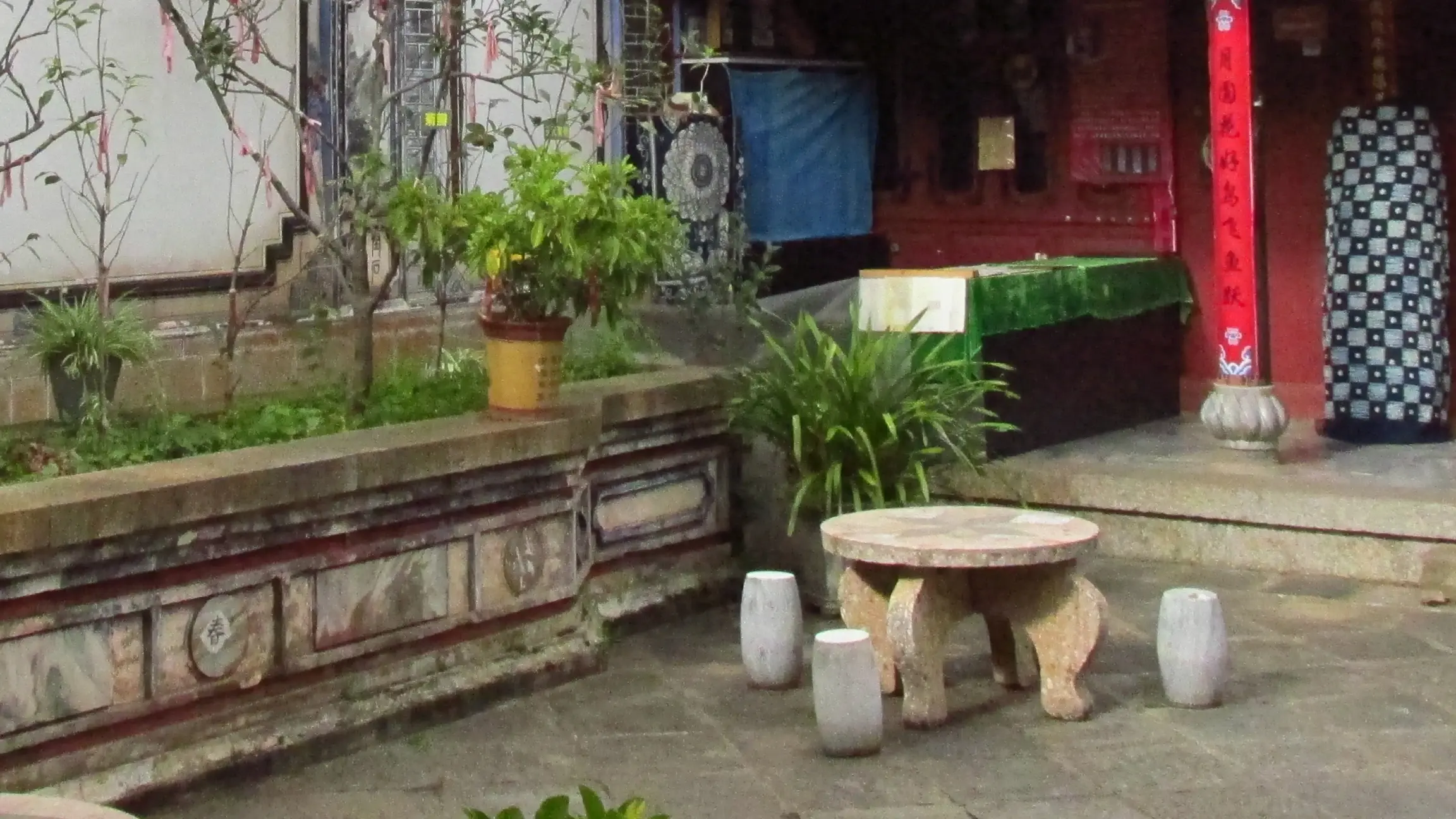 一楼装修防潮湿的最好方法，如何在湿度大的环境中保持家居干燥