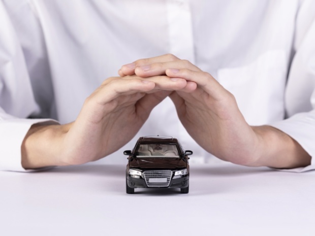 住户多次高空抛物楼下装监控抓元凶,法律对高空抛物如何规定?(图1) 住户多次高空抛物楼下装监控抓元凶,法律对高空抛物如何规定?(图1)