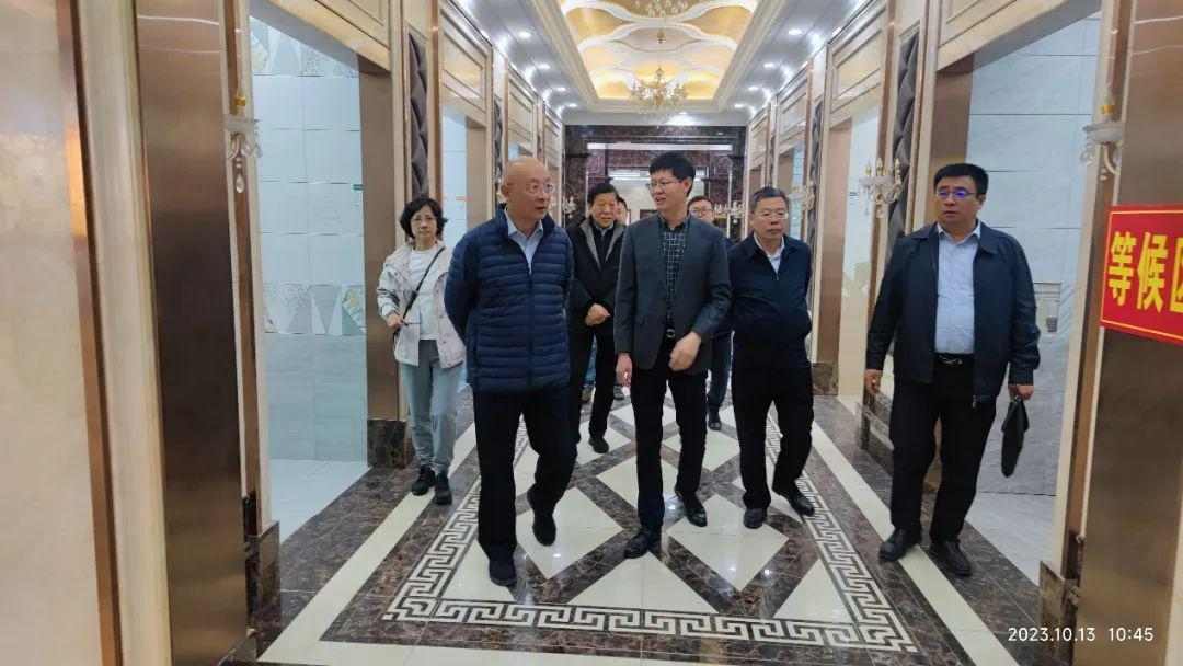 阎晓峰到济南大学调研