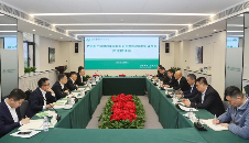 阎晓峰会见广西柳工董事长曾光安一行